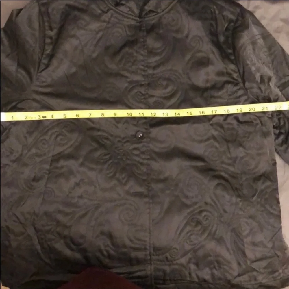 Classic Elements Black Satin Jacket, size L (Petite) - Picture 7 of 7